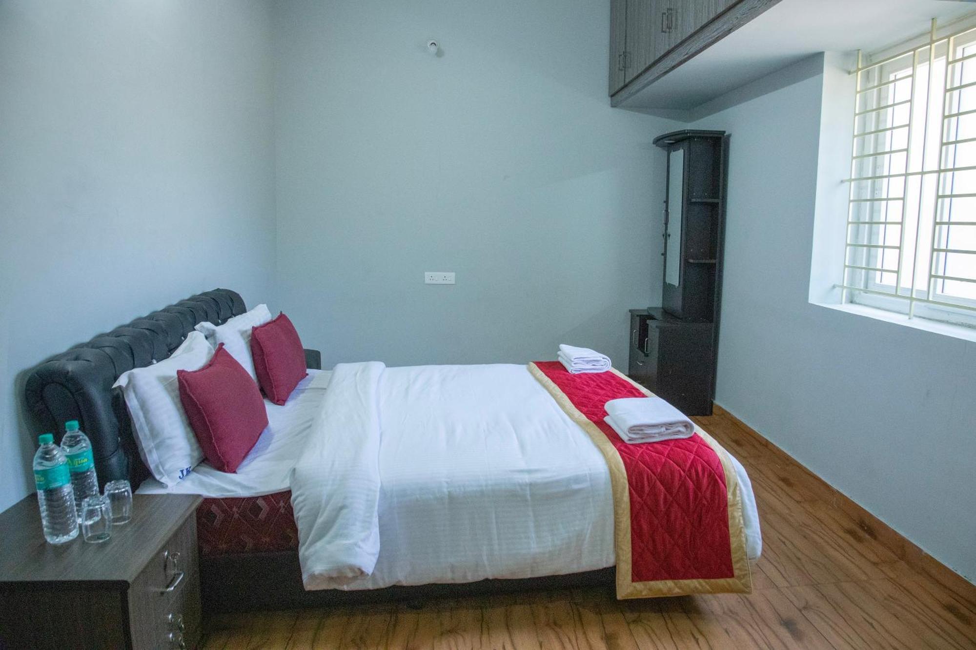 Jk - 4 Bhk Villa Йеркод Экстерьер фото